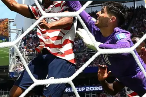 Estados Unidos batem a Austrália e ficam perto da classificação