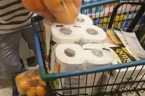 Prévia da inflação de março fica em 0,44%, pressionada por alimentos