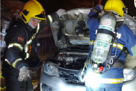 Incêndio em veículo é atendido pelo Corpo de Bombeiros em Rio do Sul