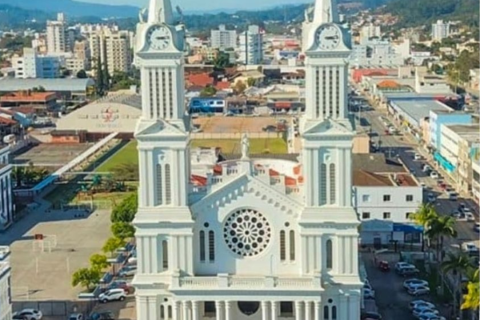 “Evitar divisões”: igreja católica em SC explica proibição de campanha política em templos