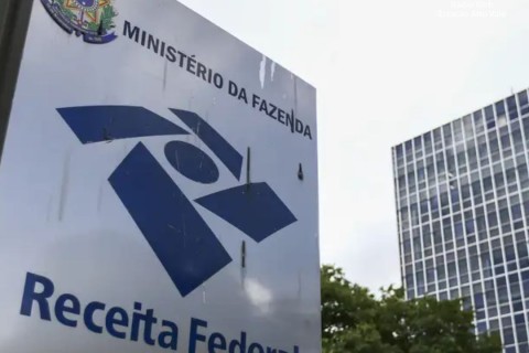 Arrecadação federal bate recorde e supera R$ 278 bilhões em abril