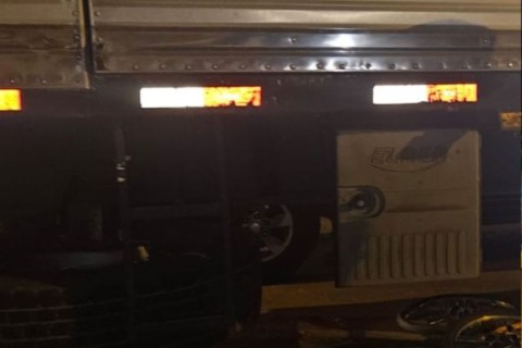 Ciclista de 65 anos morre ao ser atingido por carreta em SC