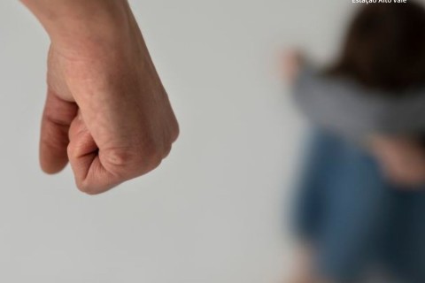 Santa Catarina já registrou quase 8 mil casos de violência contra a mulher em 2026, aponta ministério