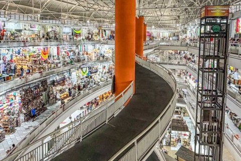 Acordo regulamenta trabalho no comércio em feriados