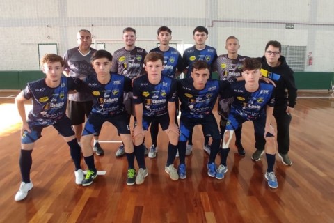 Futsal de Base de Rio do Sul é destaque nos joguinhos abertos e alcança a classificaçlão para a etapa regional.