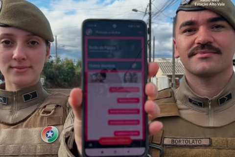 Mulheres vítimas de violência podem solicitar socorro pelo aplicativo e botão de pânico da PMSC