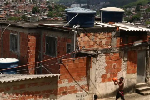 Gênero, raça e origem familiar definem mobilidade social, diz estudo