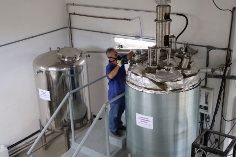 Com apoio do Estado, empresa catarinense desenvolve processo inédito para acelerar reciclagem de material não biodegradável
