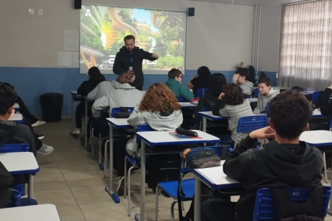 Rio do Sul + Tec leva palestras sobre tecnologia e inovação para estudantes da rede municipal