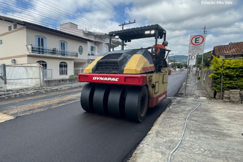 Obra de revitalização chega a novo trecho da rua Jacó Finardi