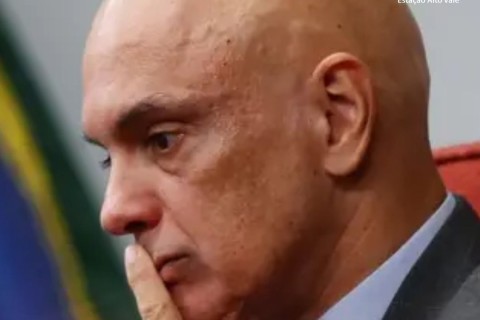 Moraes expede mandado de soltura que autoriza domiciliar a Bolsonaro
