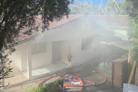 Polícia Civil vai investigar incêndio em residência registrado em Taió