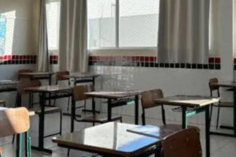 Estudante leva arma de pressão para aula e colega acaba ferida no rosto em Blumenau