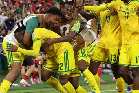 África do Sul faz história, surpreende a Coreia e carimba a classificação inédita na Copa do Mundo