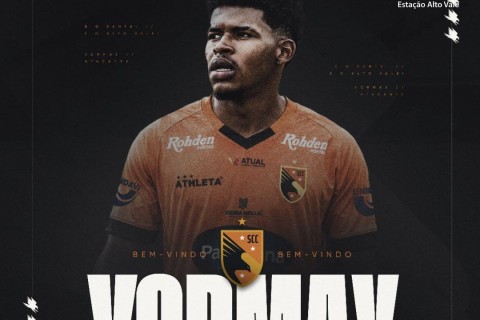 Santa Catarina Clube anuncia a contratação do atacante equatoriano Yormax Almagro para a Copa Santa Catarina
