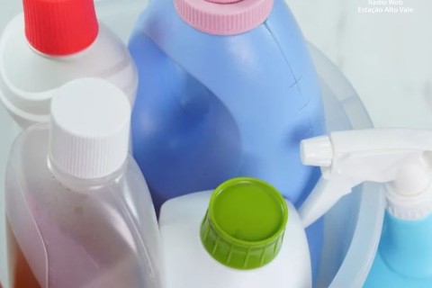Anvisa determina retirada de circulação de 12 produtos de limpeza