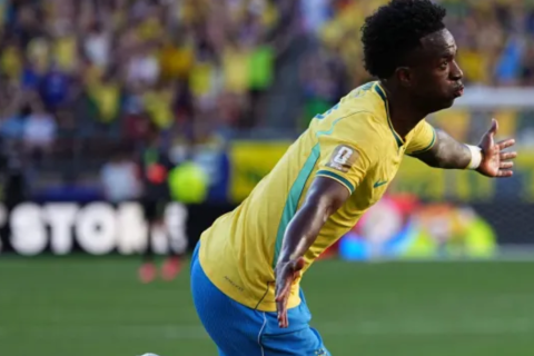 Vini Jr. marca golaço, mas Brasil só empata com Marrocos na estreia da Copa