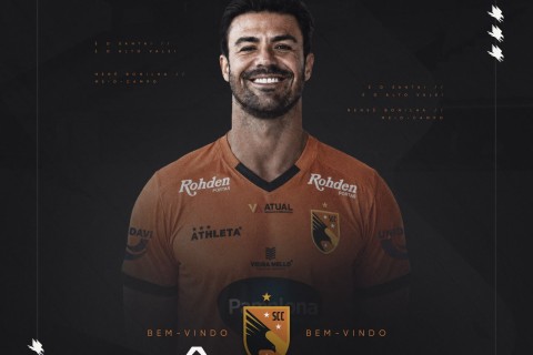 Santa Catarina anuncia novo camisa 10 com passagens pelo futebol europeu