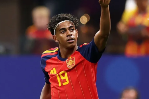 Espanha desencanta e vence a 1ª na Copa goleando a Arábia Saudita