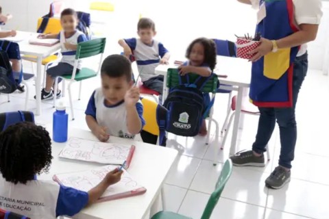 Matrículas em creches avançam 11% em quase uma década
