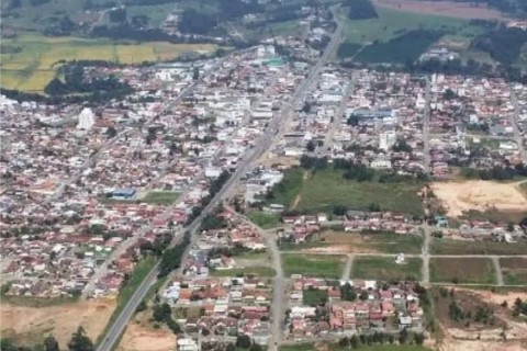 “Grande comoção”: prefeitura de cidade em SC decreta luto por morte de irmãos na BR-470