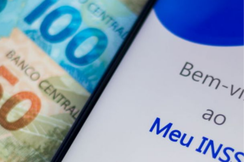 Governo confirma antecipação do 13º salário de aposentados e pensionistas do INSS