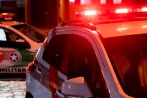 Assaltante desiste de roubo por não conseguir dirigir carro automático, em SC