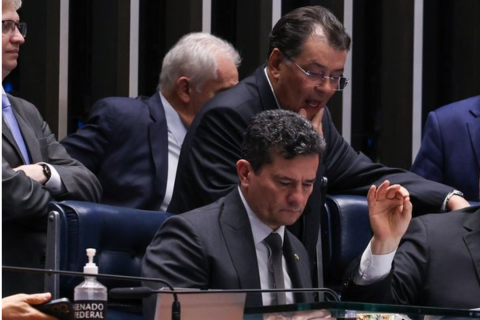 Senado aprova uso do Fundo do Pré-Sal para dívidas do agro