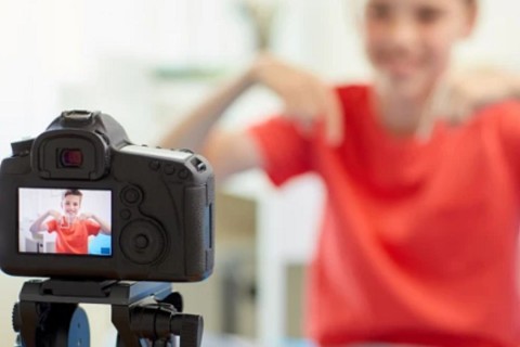 ECA Digital: menores de 16 anos não podem trabalhar como influenciadores digitais, defende Ministério Público do Trabalho