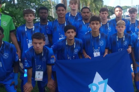 Santa Catarina Clube/EEB Paulo Zimmermann vence na estreia do Brasileiro Escolar