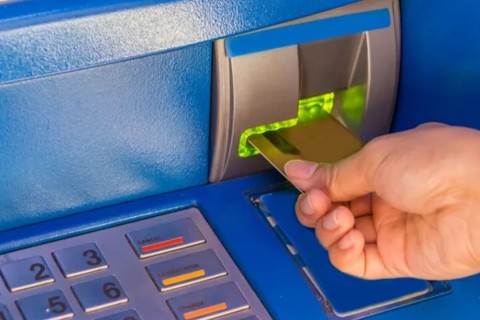 Bancários fazem paralisação nacional de 24 horas nesta quinta-feira