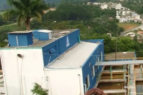 Justiça mantém punição contra Casan por tubulação de amianto em cidade de SC
