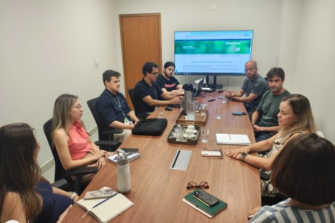 Santa Catarina avança na regulamentação da logística reversa de embalagens com intercâmbio técnico no Mato Grosso do Sul