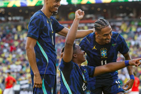 Brasil supera Egito em último compromisso antes da Copa do Mundo