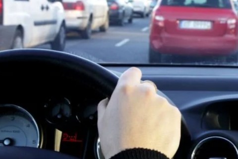 Adeus, 40 pontos: 5 multas que tomam sua CNH na hora, mesmo com carteira zerada