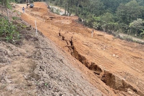 Laudo aponta risco de novos deslizamentos na Serra do Tucano e indica obra para estabilizar encosta