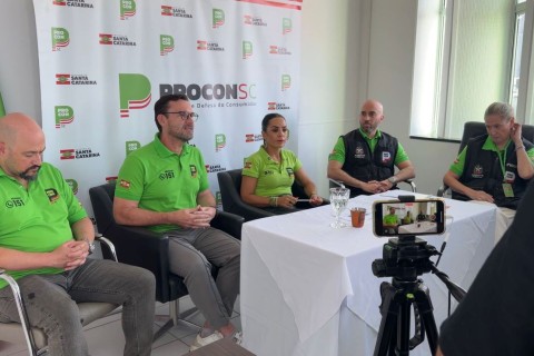 Procon/SC deflagra operação em Santa Catarina após postos de combustíveis não reduzirem os preços
