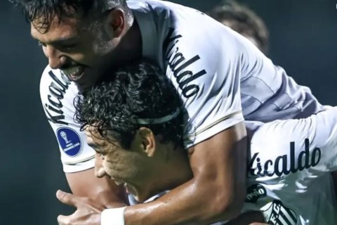 Santos vence UCV por 4 a 1 e encaminha vaga na Sul-Americana