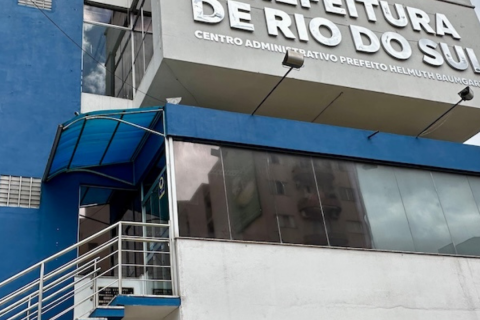 Serviços públicos municipais terão alteração no feriado de Tiradentes