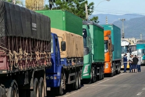 Governo do Brasil publica Medida Provisória que endurece regras do frete e aumenta proteção a caminhoneiros